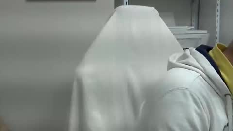 Snapshot of olimpio1230 chatting on 02/20/25, 08:50 olimpio1230 online show from 02/20/25, 08:50