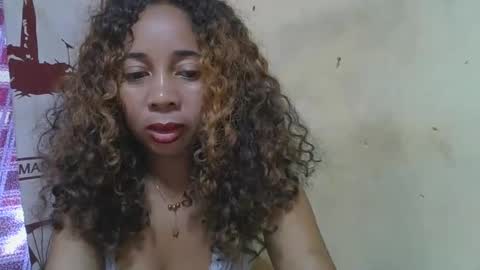 olinaa online show from 04/11/26, 04:33