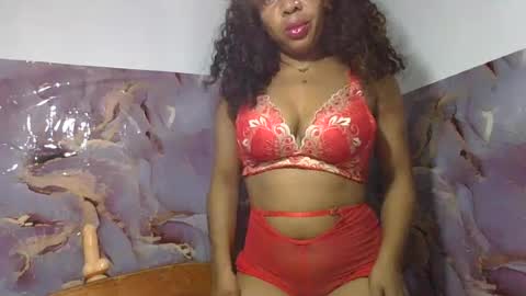 Snapshot of olinaa chatting on 07/11/26, 09:05 olinaa online show from 07/11/26, 09:05