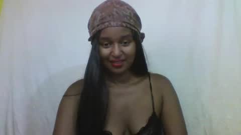 olinah610 online show from 01/17/26, 07:57