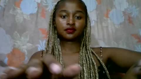olinah610 online show from 07/17/26, 05:36