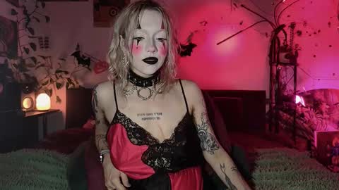 Olive online show from 10/25/25, 01:29