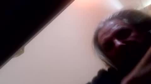 oliveoil67 online show from 02/08/25, 11:44