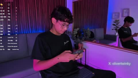 oliver20__ online show from 04/02/26, 06:00