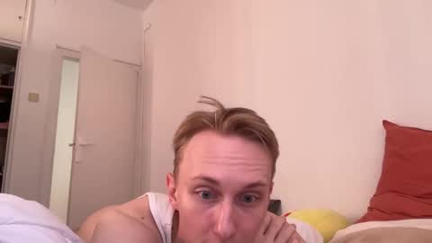 Oliver and Thomas online show from 09/11/25, 08:58