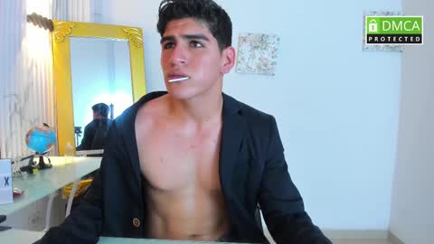 oliver_avella online show from 12/22/24, 04:17