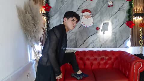 oliver_avella online show from 12/26/24, 07:56