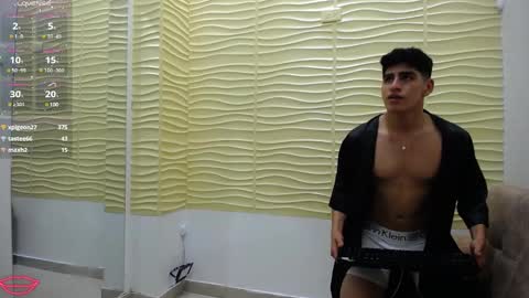 oliver_avella online show from 12/31/24, 09:42