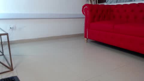 oliver_avella online show from 01/15/25, 04:25