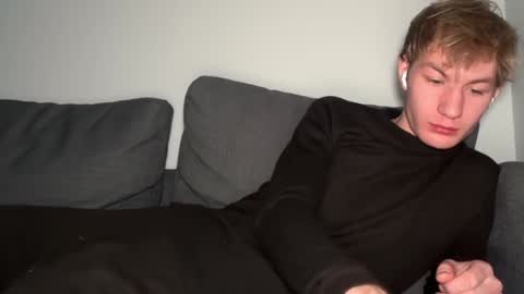 Oliver Beck online show from 01/09/25, 01:50