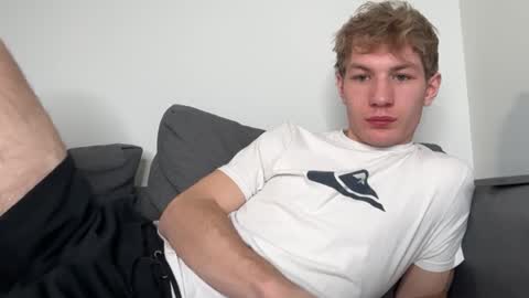 Oliver Beck online show from 02/03/25, 02:03