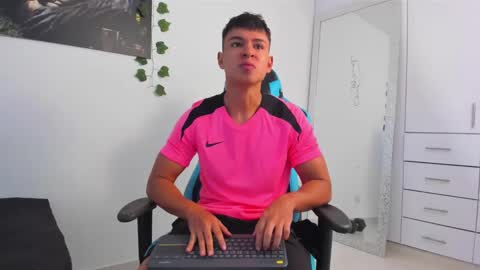 Oliver bray online show from 02/24/25, 03:53