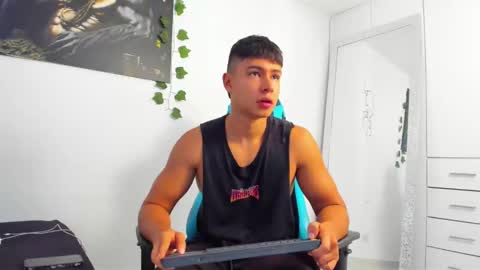 Oliver bray online show from 03/11/25, 03:45