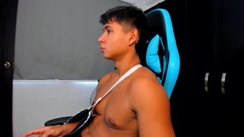 Oliver bray online show from 10/03/25, 05:43