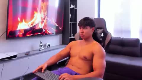 Oliver bray online show from 03/24/26, 09:09