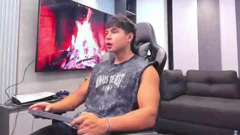 Oliver bray online show from 03/26/26, 12:39