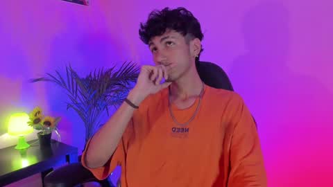 Snapshot of oliver_fast_ chatting on 12/03/24, 06:26 Oliver fast online show from 12/03/24, 06:26