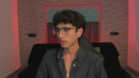 Snapshot of oliver_fast_ chatting on 01/07/25, 09:18 Oliver fast online show from 01/07/25, 09:18