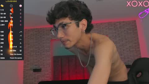 Snapshot of oliver_fast_ chatting on 01/09/25, 08:34 Oliver fast online show from 01/09/25, 08:34