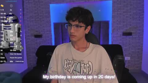 Snapshot of oliver_fast_ chatting on 01/21/25, 10:08 Oliver fast online show from 01/21/25, 10:08