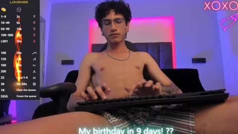 Snapshot of oliver_fast_ chatting on 02/07/25, 08:22 Oliver fast online show from 02/07/25, 08:22