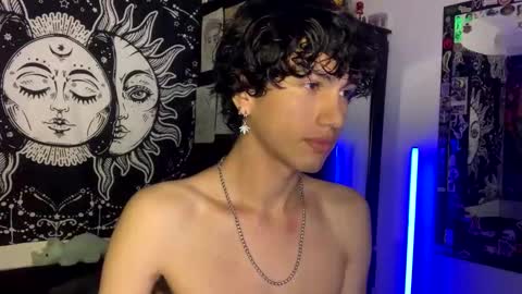 Snapshot of oliver_fast_ chatting on 10/23/25, 09:08 Oliver fast online show from 10/23/25, 09:08