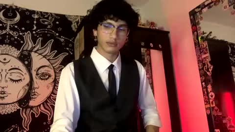 Snapshot of oliver_fast_ chatting on 11/12/25, 11:36 Oliver fast online show from 11/12/25, 11:36