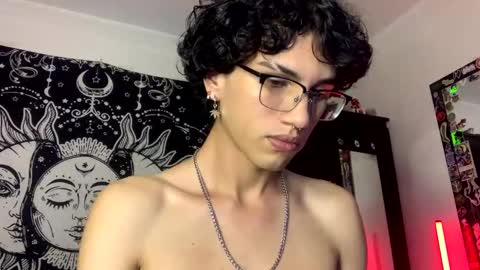 Snapshot of oliver_fast_ chatting on 11/22/25, 09:08 Oliver fast online show from 11/22/25, 09:08