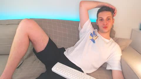 Oliver online show from 03/02/25, 05:58