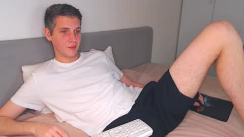 Oliver online show from 11/13/25, 06:07