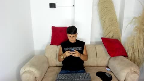 OLIVER online show from 02/02/26, 12:26