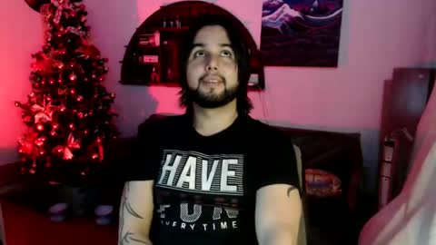 oliver_laid_2023 online show from 12/20/25, 06:09