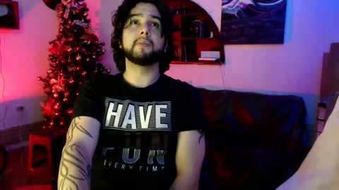 oliver_laid_2023 online show from 12/22/25, 03:36