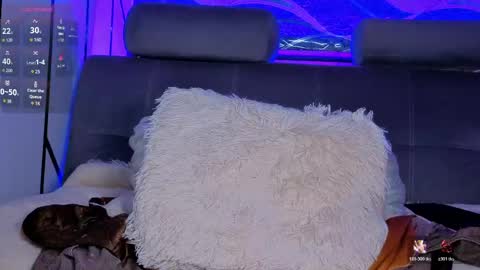 oliver mr  online show from 04/15/26, 01:34