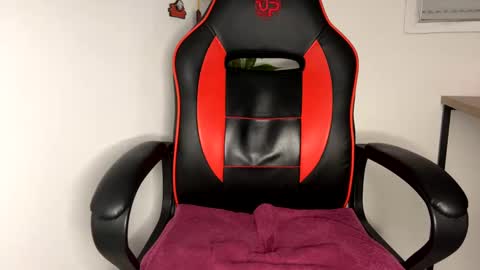 Oliver online show from 03/06/25, 11:31