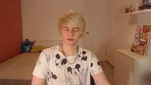 Oliver online show from 09/29/25, 01:33