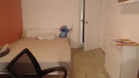 Oliver online show from 11/08/25, 01:06