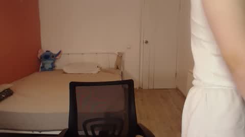 Oliver online show from 11/11/25, 02:22