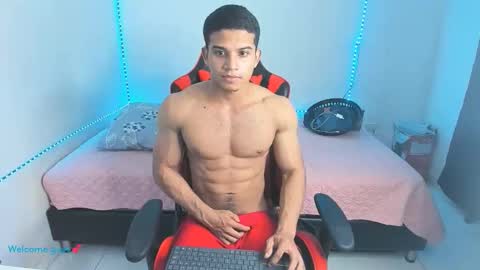 oliver thompsson online show from 05/25/26, 03:01