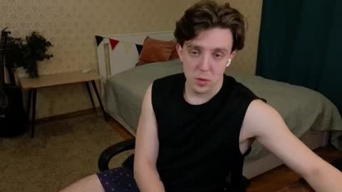 Oliver Evans online show from 12/14/25, 04:40