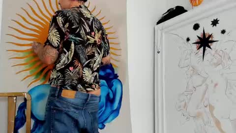 Snapshot of oliver_usher chatting on 01/14/25, 06:07 Mr Blue Sky online show from 01/14/25, 06:07