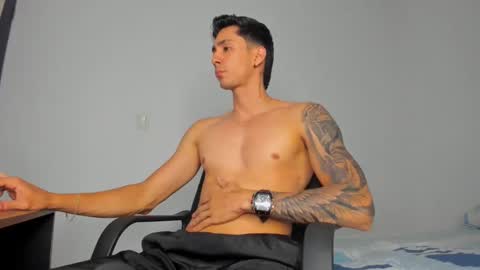 Oliver bennet online show from 01/07/25, 10:52