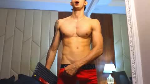 Oliver bennet online show from 03/10/25, 09:51