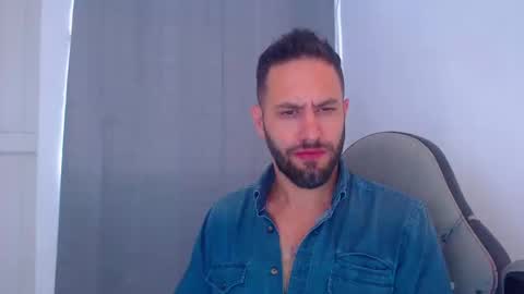 oliver online show from 12/28/24, 06:08