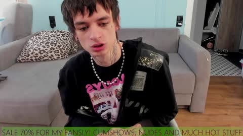 oliverrgroove online show from 12/17/24, 08:01