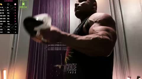 Snapshot of oliversport chatting on 03/06/25, 03:45 OliverSport online show from 03/06/25, 03:45