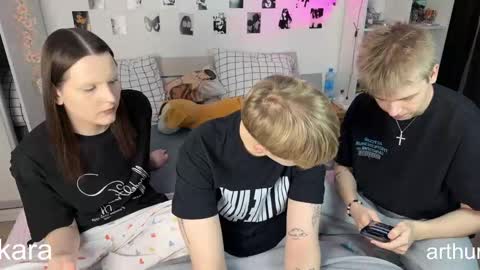 oliver online show from 02/05/26, 07:40