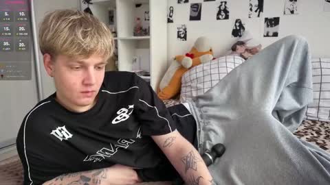 oliver online show from 04/05/26, 10:01