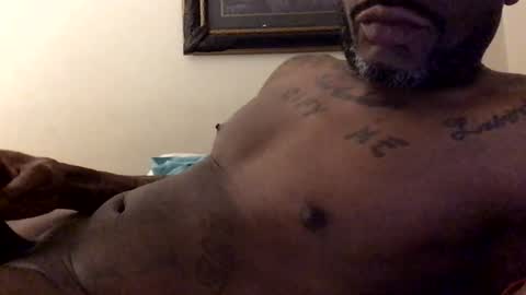 olivertwist1273 online show from 12/30/24, 05:58