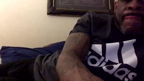 olivertwist1273 online show from 02/07/25, 06:56